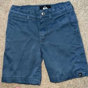 2T blue Quicksilver Chino shorts